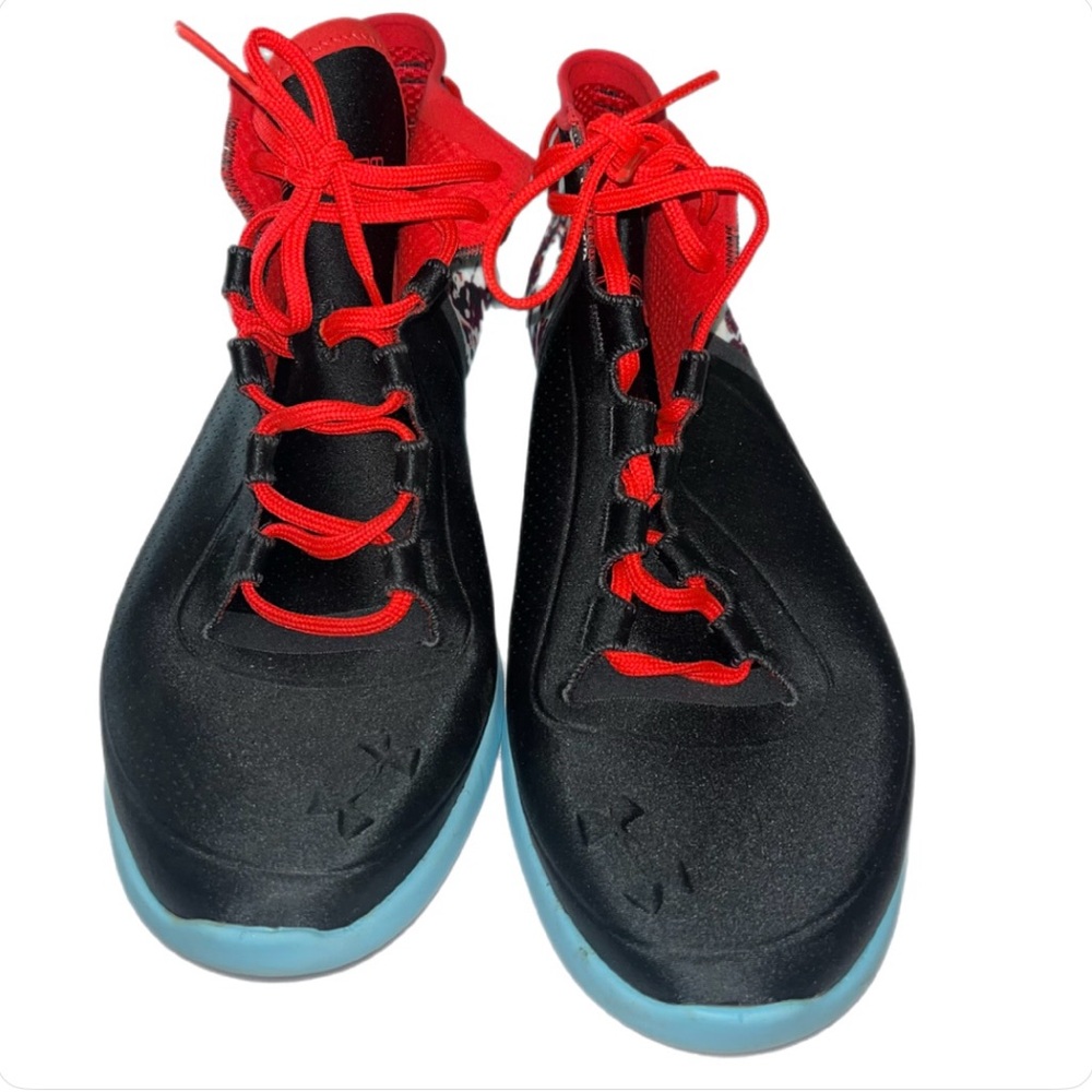 Under Armour Buty damskie Studiolux Mid sneakers size 8.5